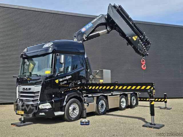 Crane truck DAF XF 530 8x2 / HMF 9520 K8 / NIEUW!