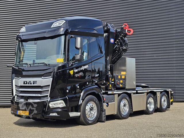 Crane truck DAF XF 530 8x2 / HMF 9520 K8 / NIEUW!