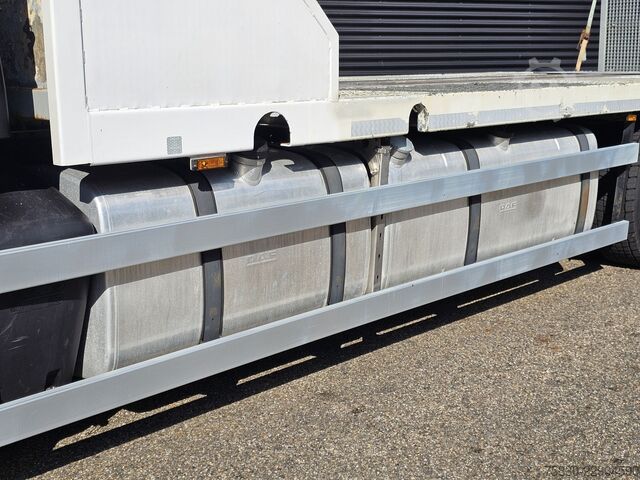 Car carrier van DAF XF 530 6x2 / OPRIJ - MACHINE TRANSPORT