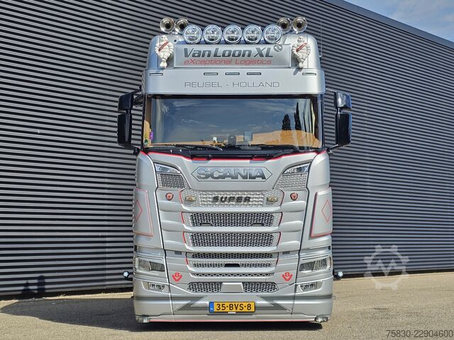 Standard-SZM Scania S590 V8 6X4 / 2 TANKS / NL TRUCK! 80T