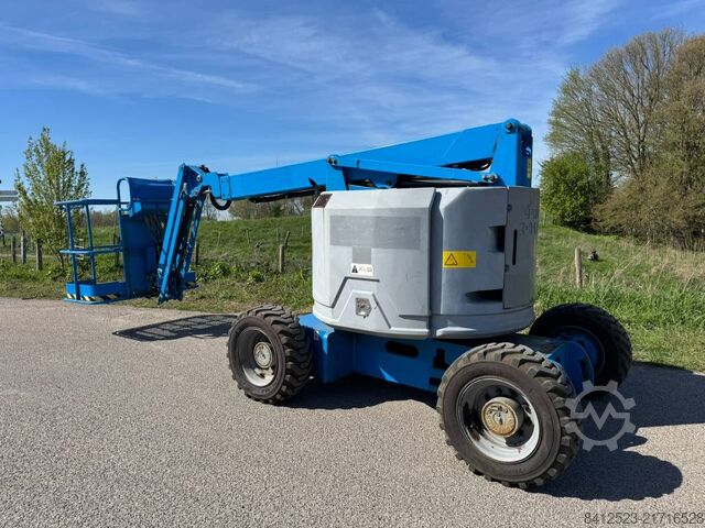 Articulated boom lift Genie Z 34/22 RT