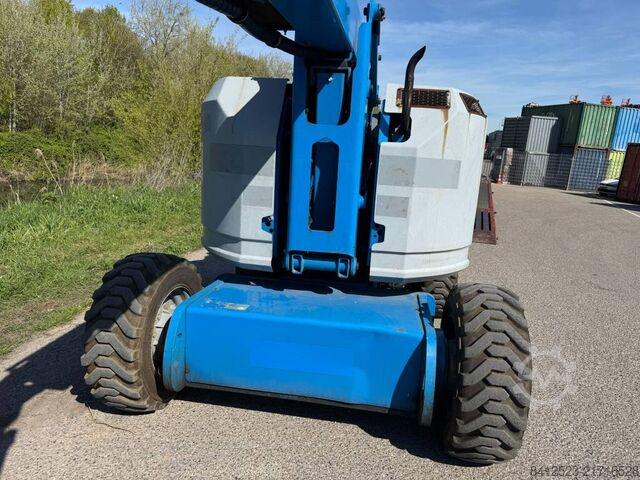 Articulated boom lift Genie Z 34/22 RT