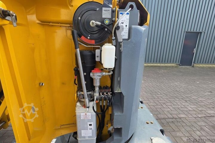 Gelenkteleskoparbeitsbühne Haulotte STAR 10 Electric, 10m Working Height, 3m Reach, 20