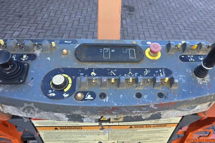 Articulated boom lift JLG 1250AJP Diesel, 4x4x4 Drive, 40.1m Working Height,