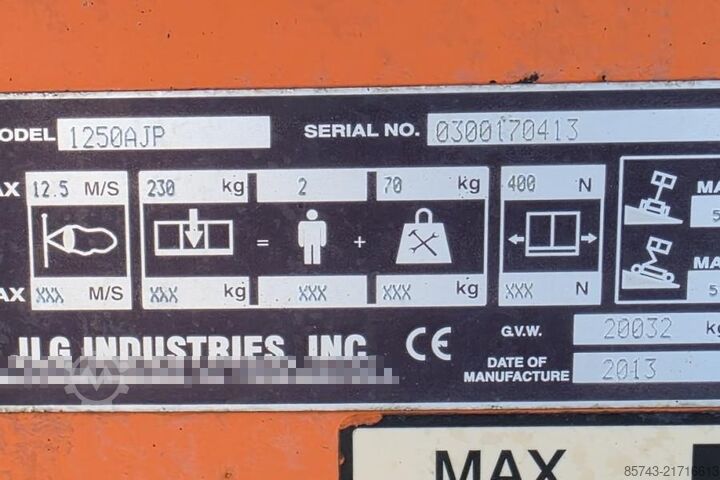 Articulated boom lift JLG 1250AJP Diesel, 4x4x4 Drive, 40.1m Working Height,