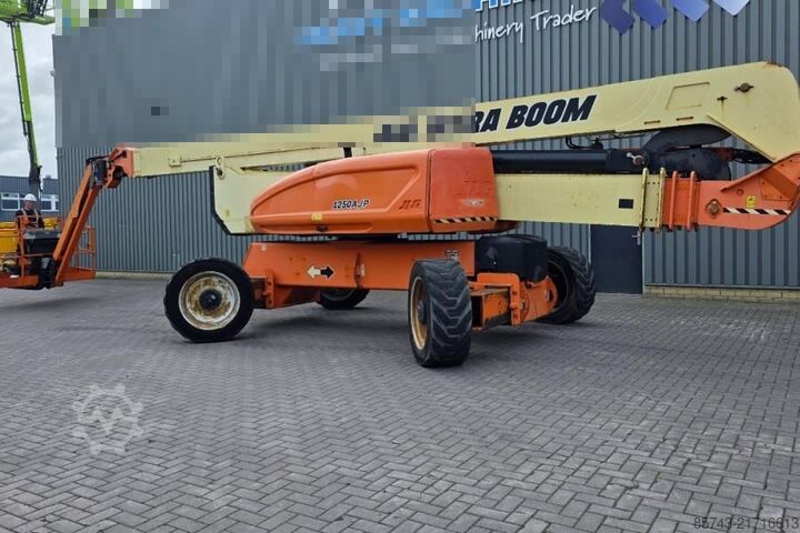 Articulated boom lift JLG 1250AJP Diesel, 4x4x4 Drive, 40.1m Working Height,