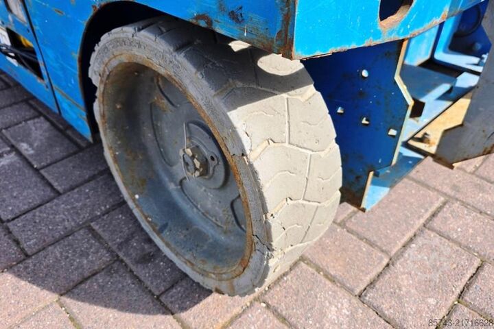 Scissor lift Genie GS3246 Electric, Working Height 11.75 m, 318kg Cap