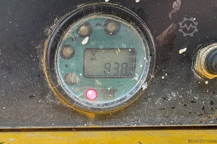 Scissor lift Haulotte Compact 8 As-Is, Electric, 8m Working Height, 350k