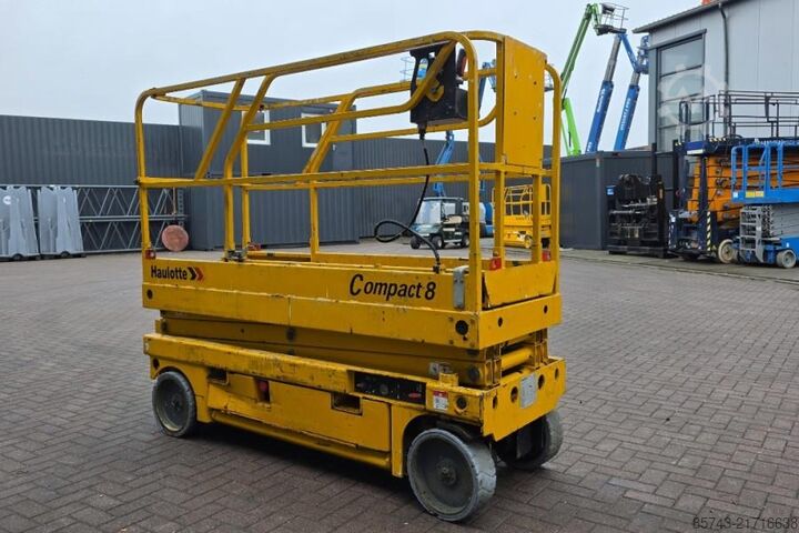 Scissor lift Haulotte Compact 8 As-Is, Electric, 8m Working Height, 350k