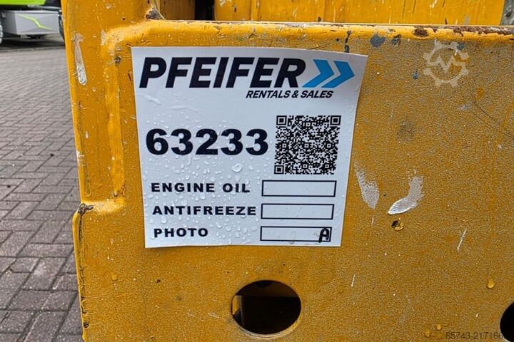 Scissor lift Haulotte Compact 8 As-Is, Electric, 8m Working Height, 350k