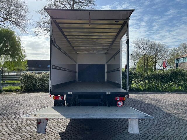 Suitcase DAF LF 230 FA