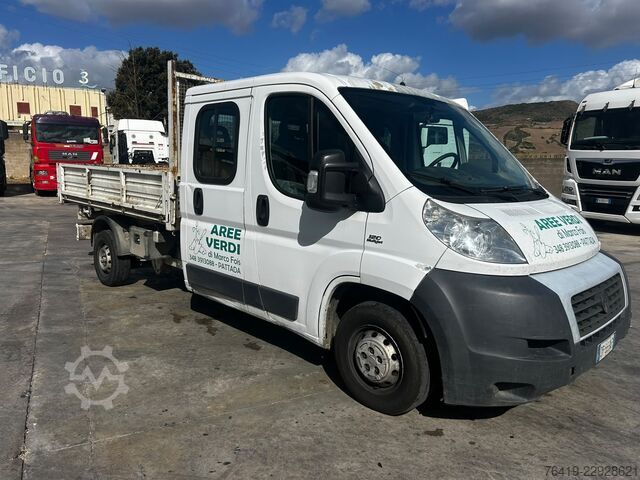 Transporter mit Koffer FIAT DUCATO DOPPIA CABINA T26-104