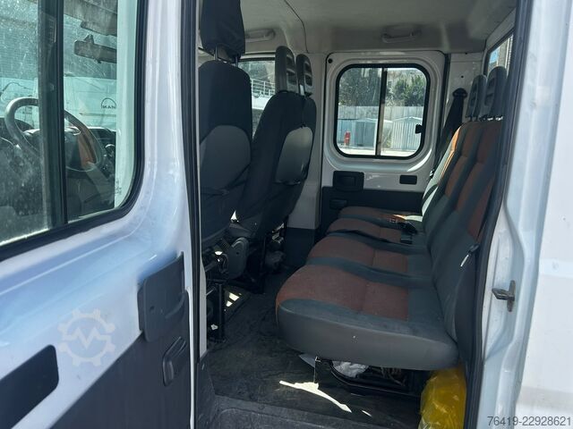 Transporter mit Koffer FIAT DUCATO DOPPIA CABINA T26-104