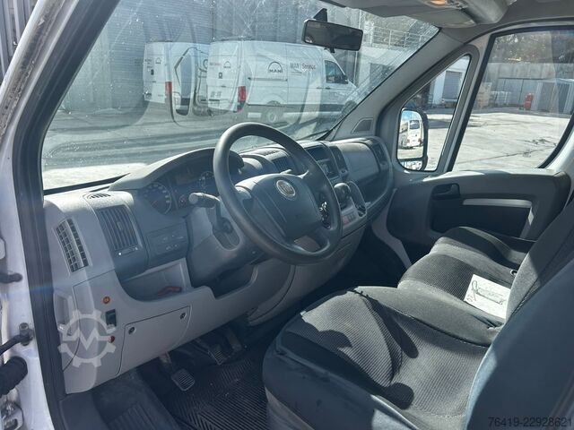 Transporter mit Koffer FIAT DUCATO DOPPIA CABINA T26-104