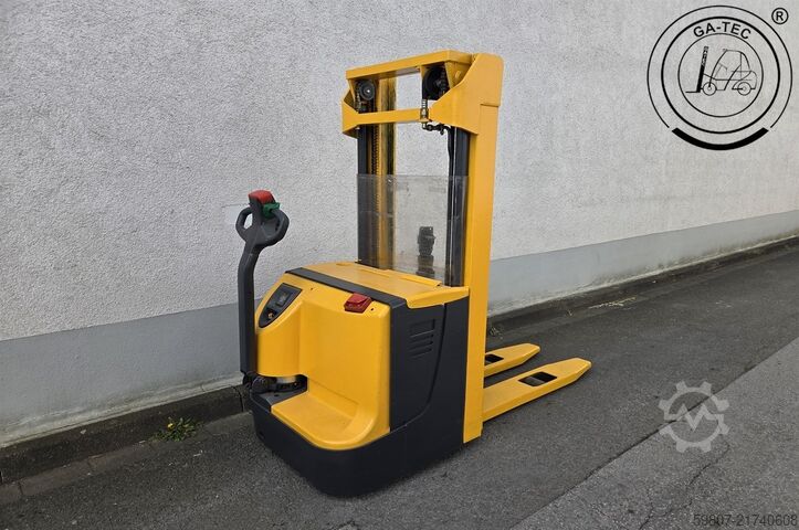 Manual stacker Jungheinrich EJC16