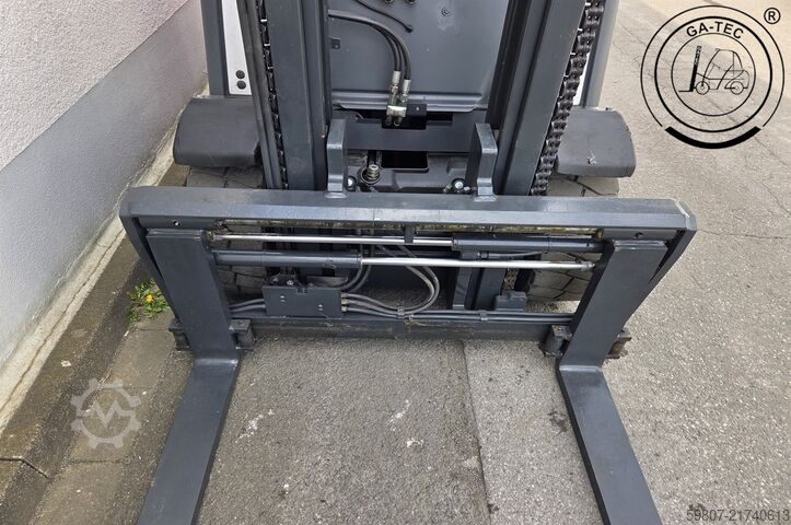 Diesel forklift Linde H35D-01