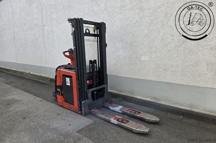 Manual stacker Linde L14AP