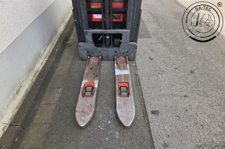 Manual stacker Linde L14AP