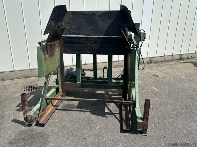 Box tipper for 120 cm max.  