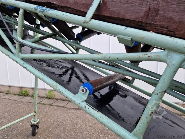 Elevator incline conveyor 320 x 40 cm  