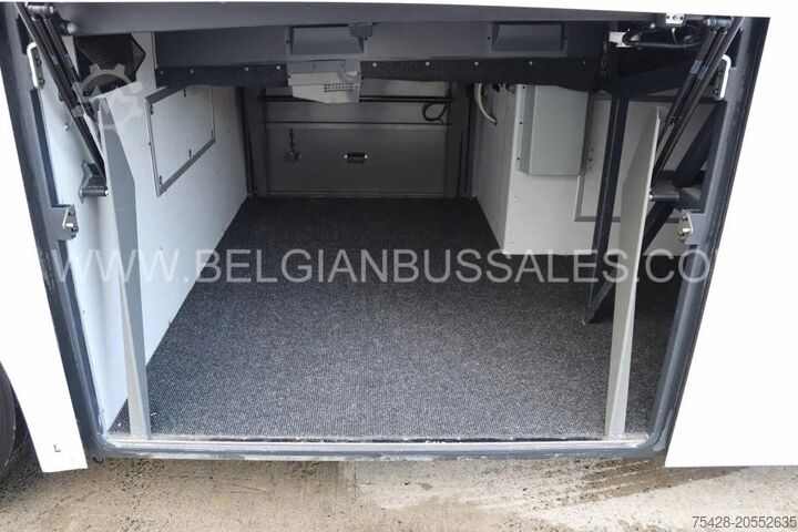 Coach Volvo 9700 HD / VIP / 13.0m / Full Option
