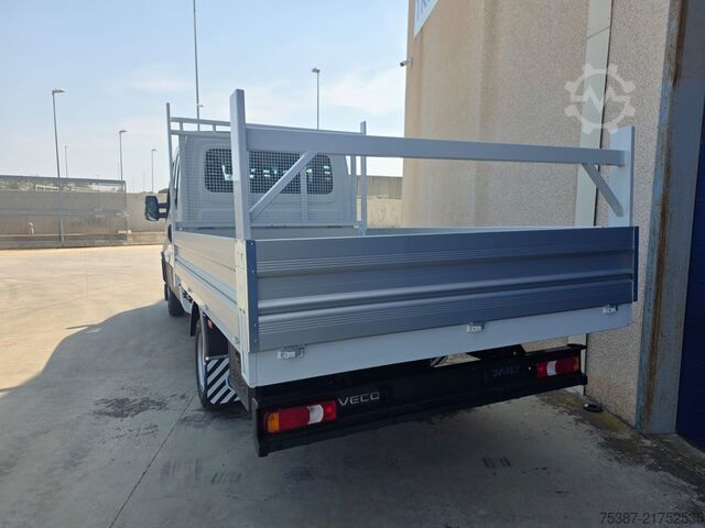 Box van IVECO Daily 35