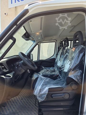 Box van IVECO Daily 35