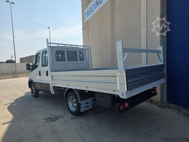 Box van IVECO Daily 35