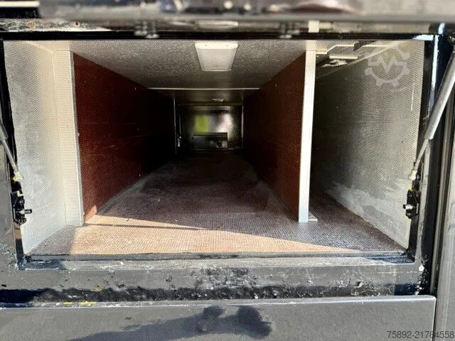 Car carrier van Addcliffe Eng /Motorsport/Rennsportauflieger