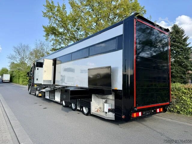 Car carrier van Addcliffe Eng /Motorsport/Rennsportauflieger