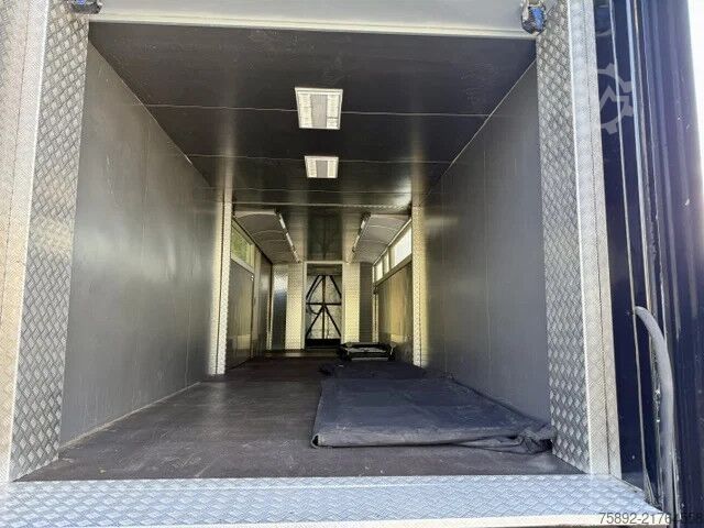 Car carrier van Addcliffe Eng /Motorsport/Rennsportauflieger