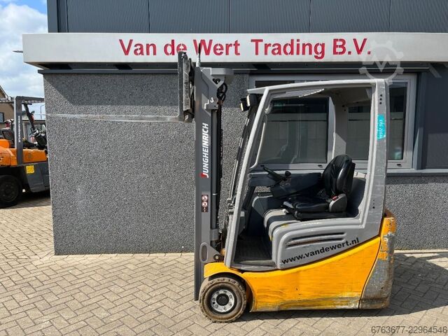 Jungheinrich EFG216K Heftruck Jungheinrich EFG216K Duplo 330 Freelift/Sideshift/4e functie Elektrisc JUNGHEINRICH EFG216K Heftruck Jungheinrich EFG216K Duplo 330 Fr
