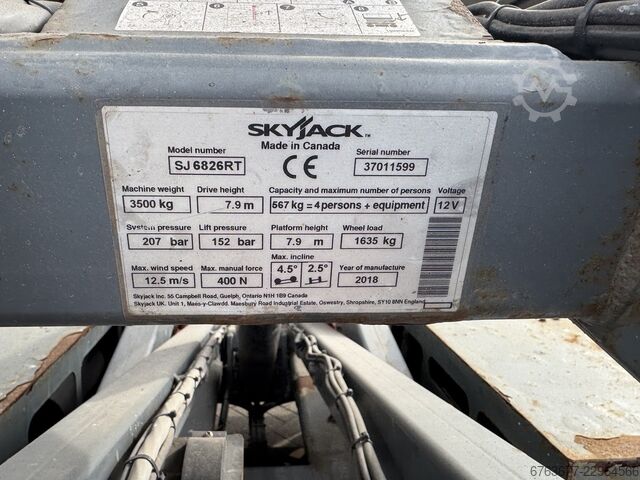 Skyjack SJ 6826RT Scherenarbeitsbühne 10 m / Schere / Arbeitsbühne Baujahr 2018 4x4 Kubota Diesel SKYJACK SJ 6826RT Schaarhoogwerker 10 M / Scissor / Arbeit