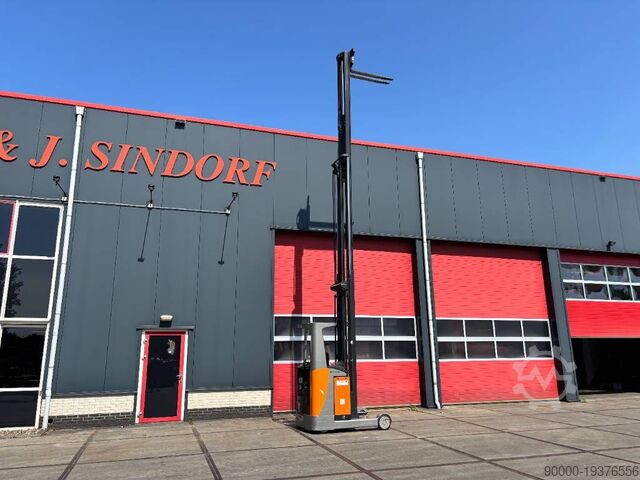 Reachtruck Still FMX 17 8.8 meter 1700 kg Reachtruck