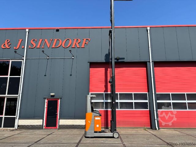 Reachtruck Still FMX 17 8.8 meter 1700 kg Reachtruck