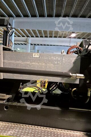Injection molding machine ENGEL Victory 2050/300 Tech