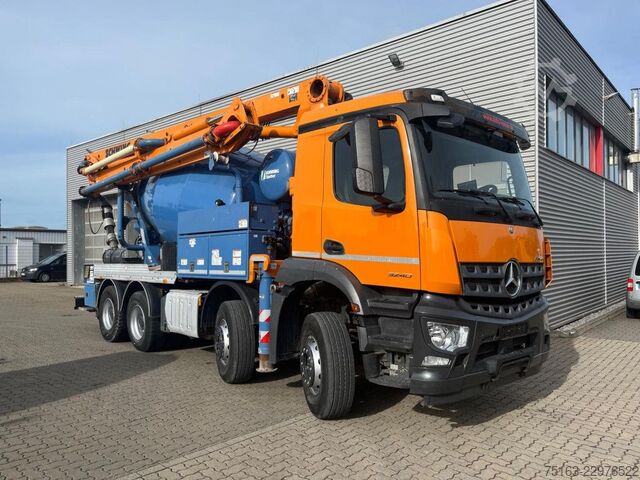 Concrete pump truck MERCEDES-BENZ Arocs 3240 B 8x4 Pumi Schwing Vector deutsch top
