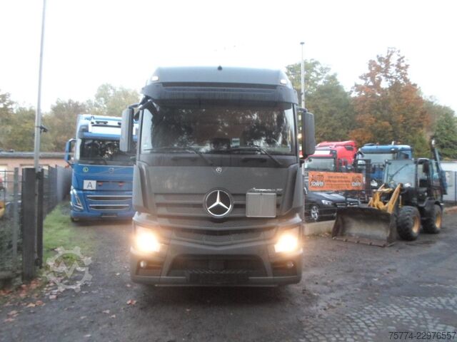 Hazardous materials truck MERCEDES-BENZ Actros F/ 1845 LS/ GGVS