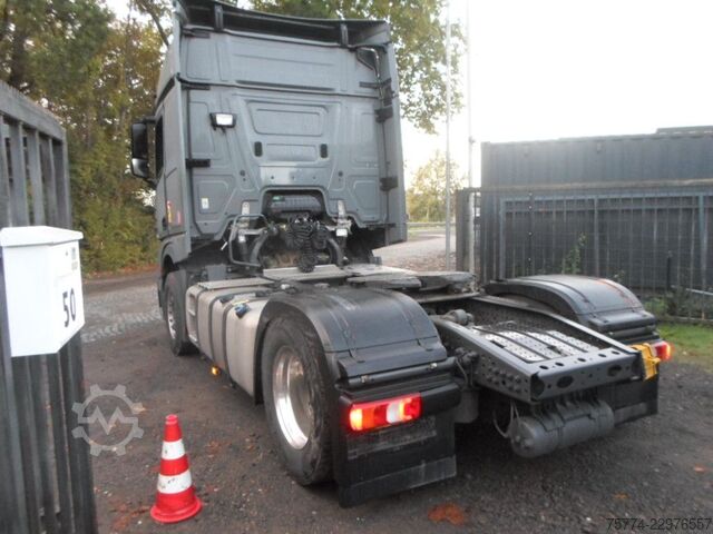 Hazardous materials truck MERCEDES-BENZ Actros F/ 1845 LS/ GGVS