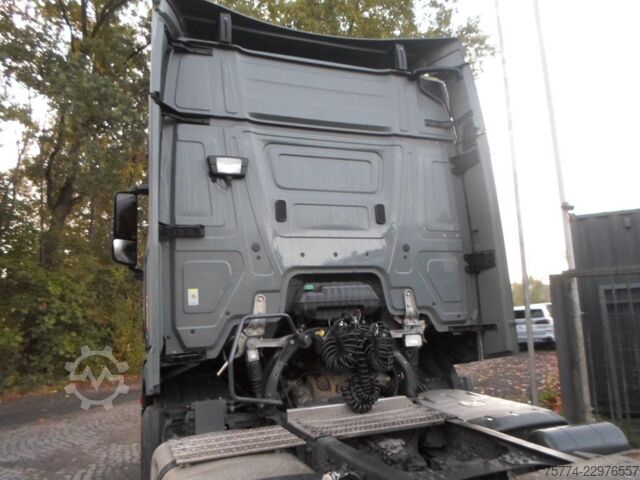 Hazardous materials truck MERCEDES-BENZ Actros F/ 1845 LS/ GGVS