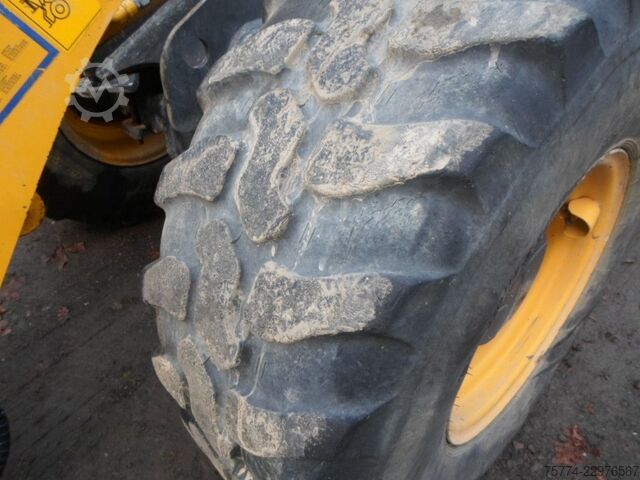 Wheel loader KOMATSU WA 70 M-8 E0