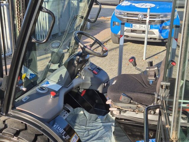 Rough terrain forklift truck Manitou MSI 35