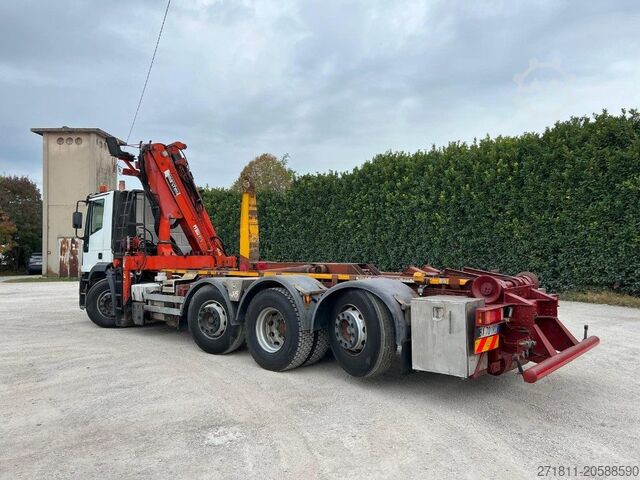 Roll-off tipper truck IVECO IVECO 260E43 EUROTECH USATO SCARRABILE CON GRU