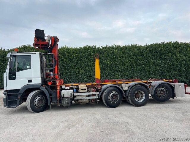 Roll-off tipper truck IVECO IVECO 260E43 EUROTECH USATO SCARRABILE CON GRU