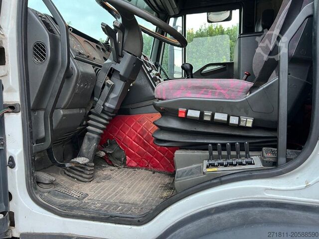 Roll-off tipper truck IVECO IVECO 260E43 EUROTECH USATO SCARRABILE CON GRU