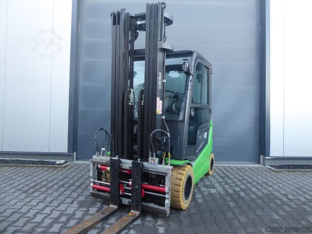 Electric 4-wheel forklift Cesab Toyota 9FBM35T