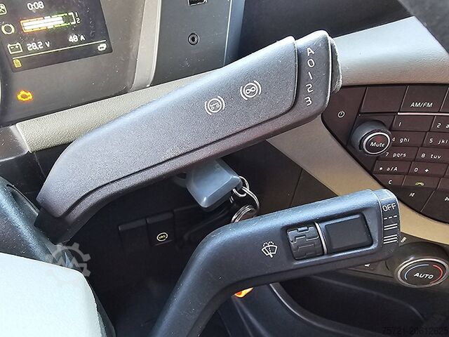 Standard-SZM VOLVO FH 420 Globetrotter