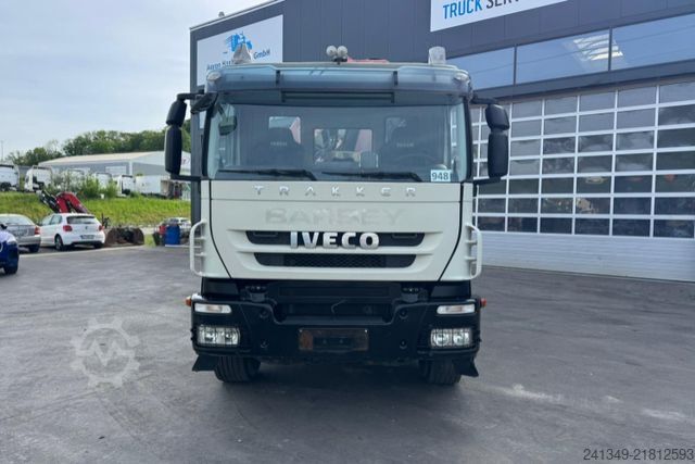 Kipper LKW IVECO Trakker 410 4x2 Fassi 175-3