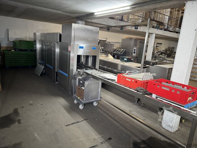 Basket conveyor dishwasher Meiko K-M 74 V8 N33 P8