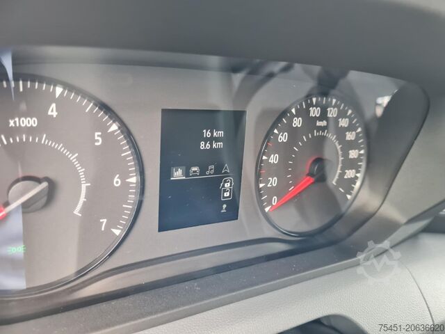 Kühltransporter Renault Master 35 Kühlkasten L3 Carrier Stand + Fahrkühlung